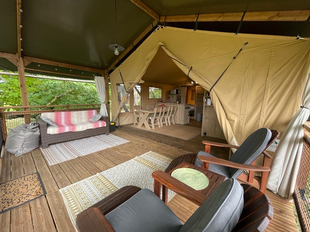 b0b0dcd4 7975 4861 b790 0c81998b2401